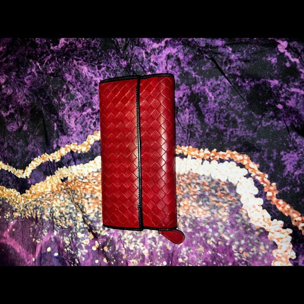 Bottega Veneta Accessories Continental in Intrecciato Leather